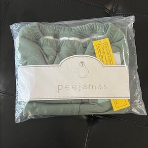 Peejamas Green Pajama Set